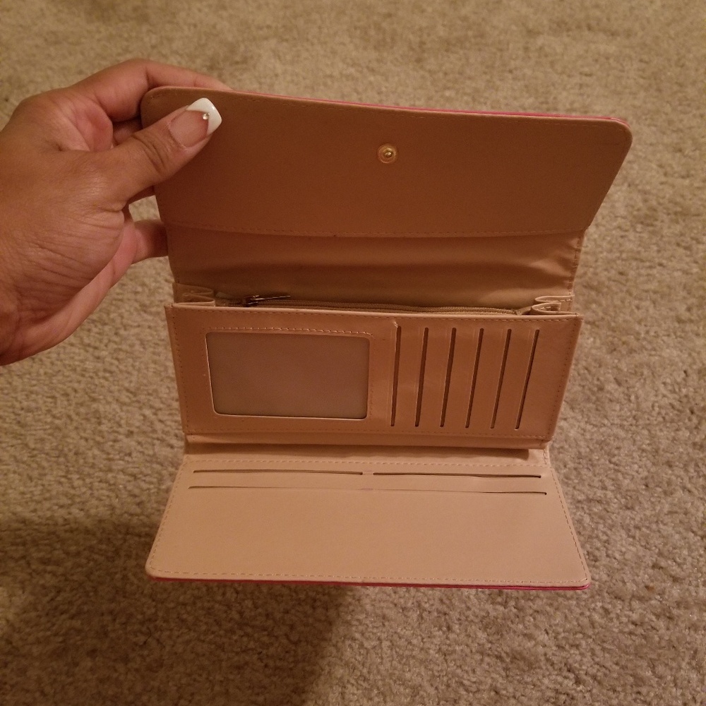Wallet - Picture 2 of 3